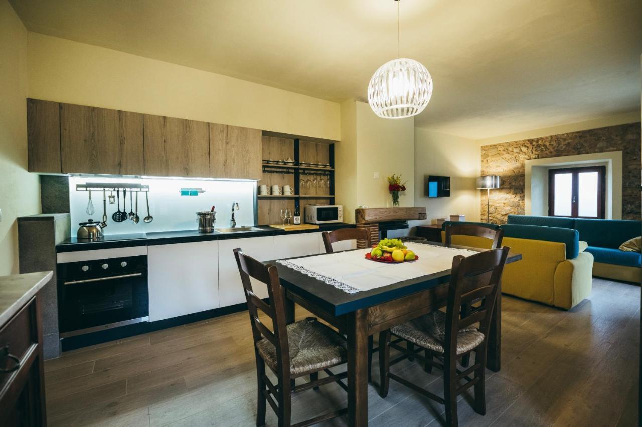 Casa Vacanza La Pozza Molazzana エクステリア 写真